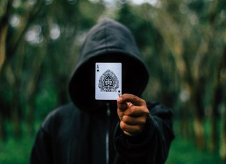 11 Tricks used by e-commerce websites to make you spend more ecommerce psychology